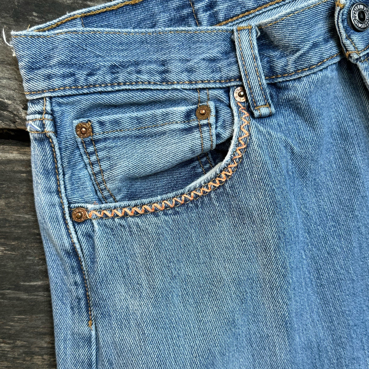 *NEW* Useless Zig Zag Stitch Levi's Orange/Blue