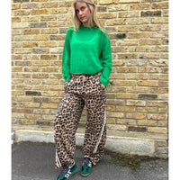Leopard Barrel Sweatpants Camel