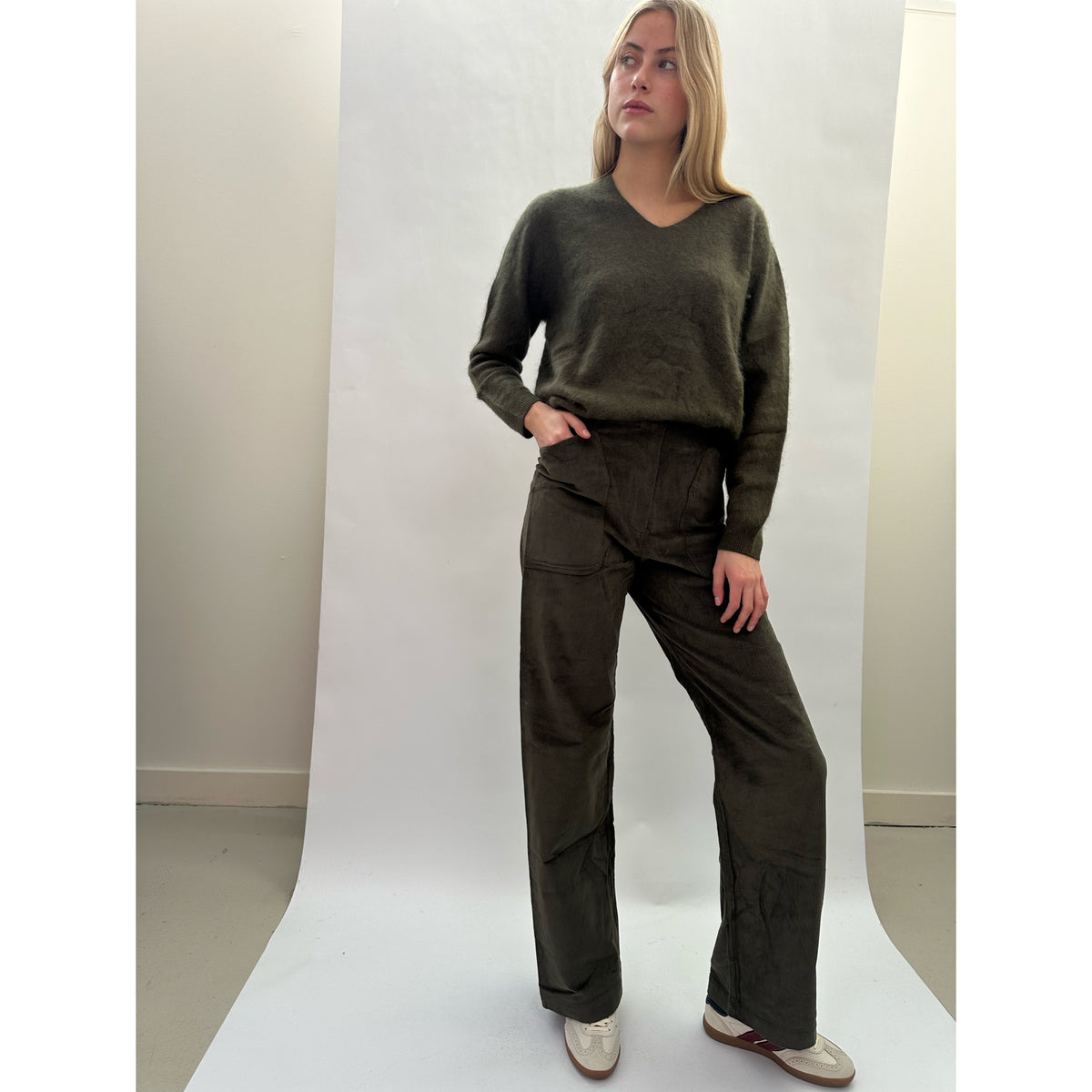 Melrose Cords Olive