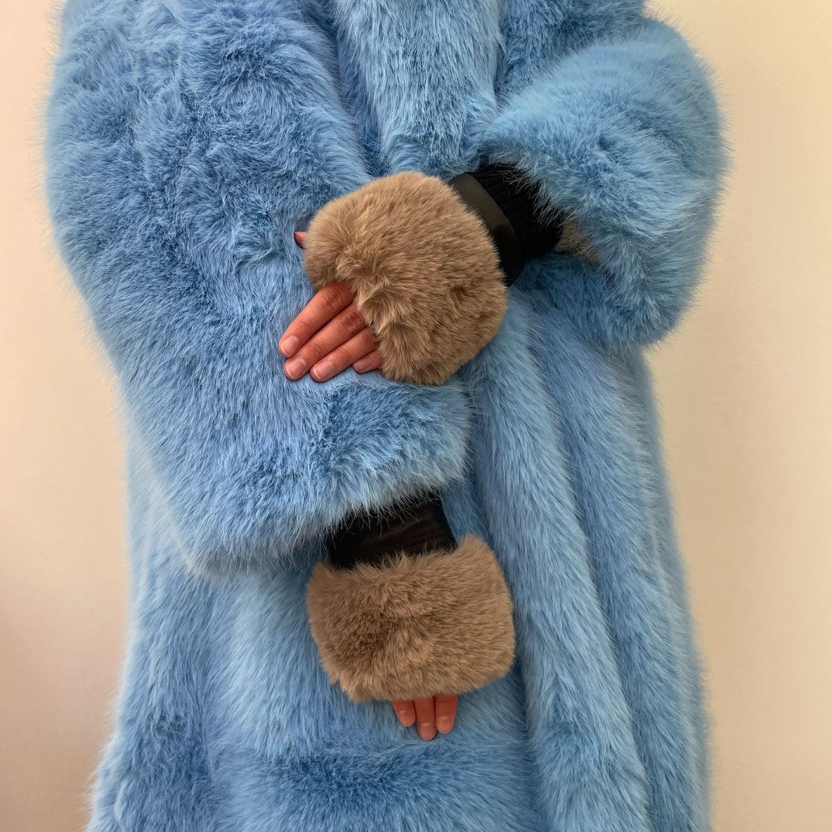 *NEW*Jayley Faux Fur Brown Fingerless Gloves