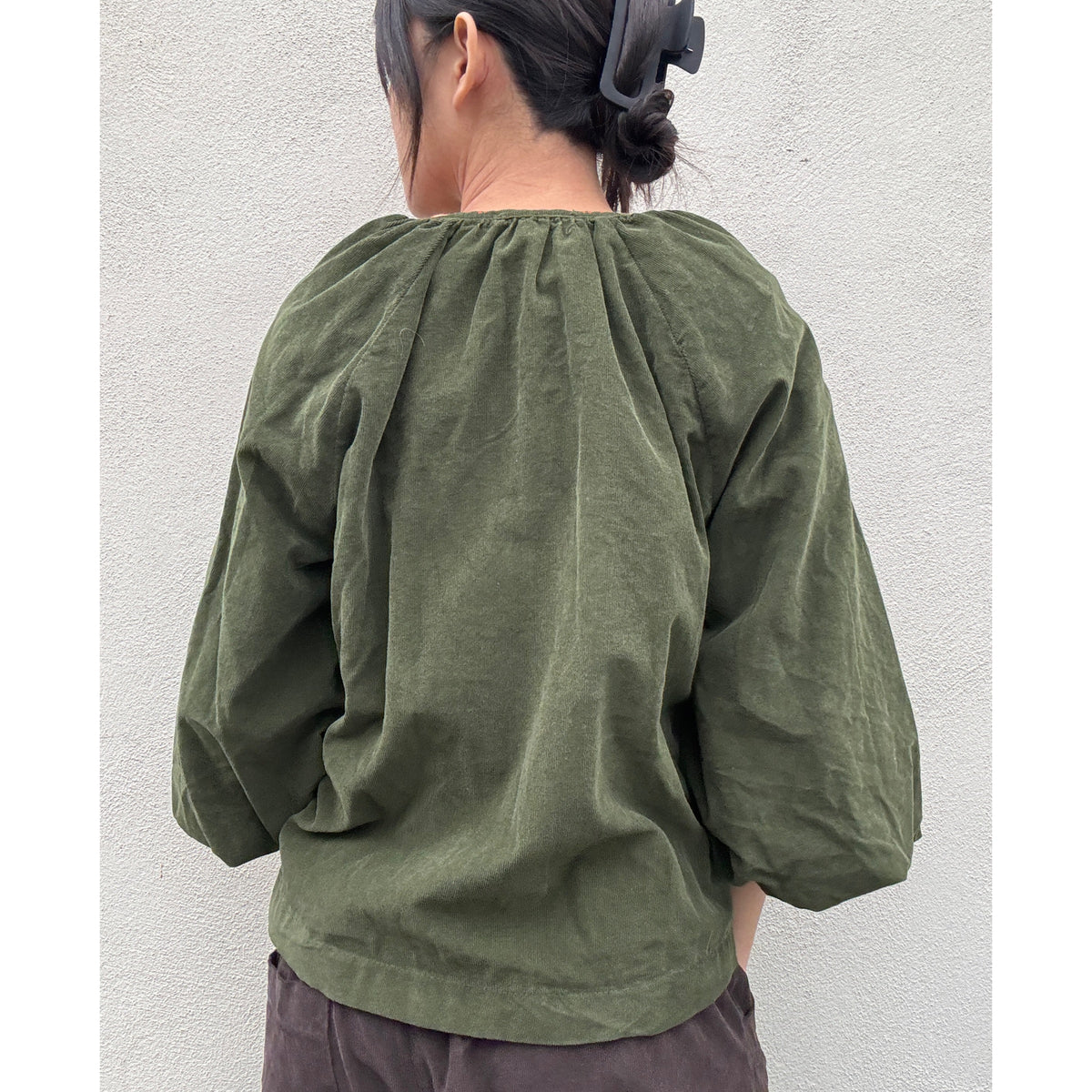 *NEW* Johanna Needlecord Shirt Olive