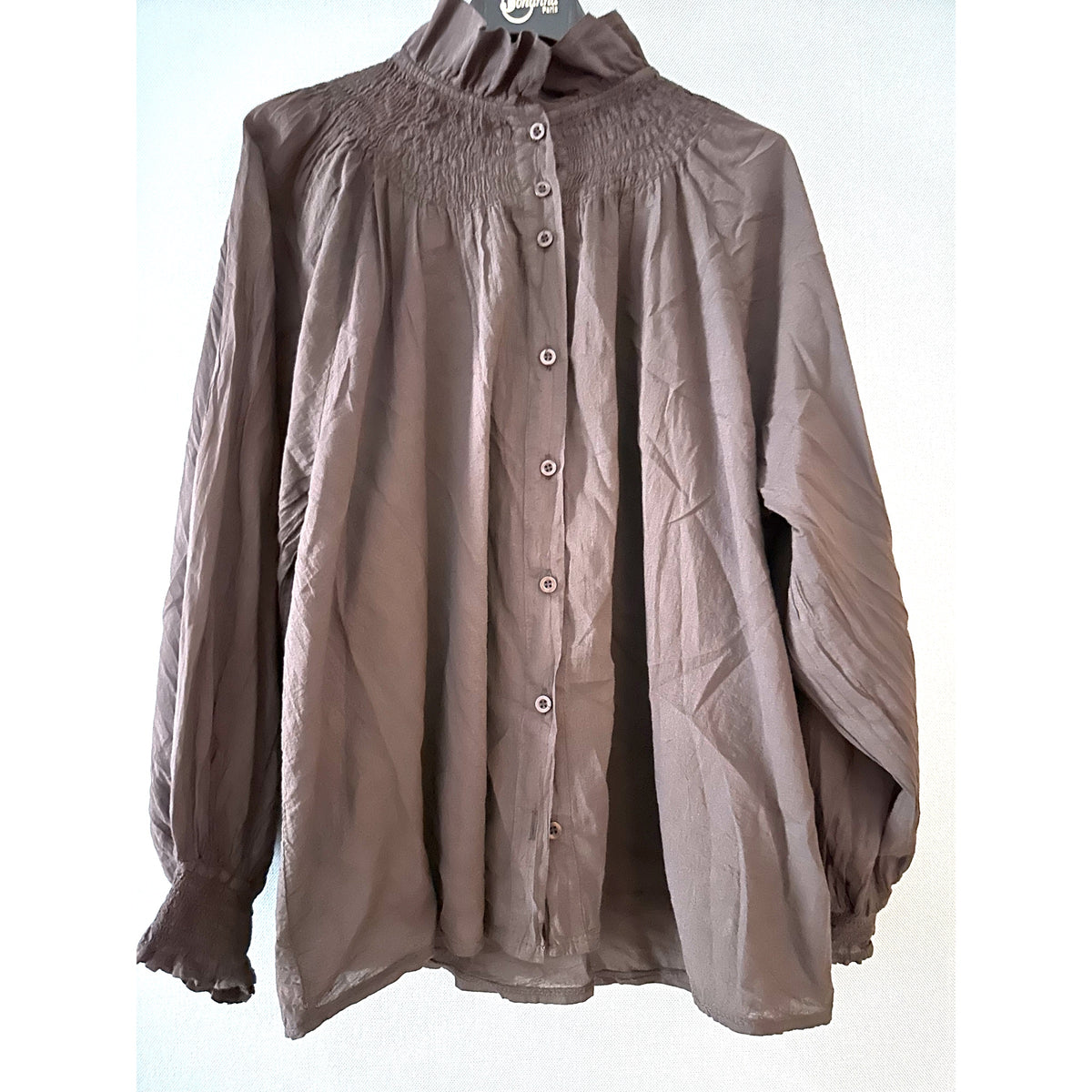 *NEW STYLE* Johanna Smocked Shirt Chocolate