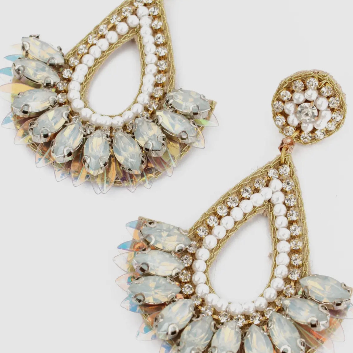 *NEW* Pearl White Teardrop Earrings