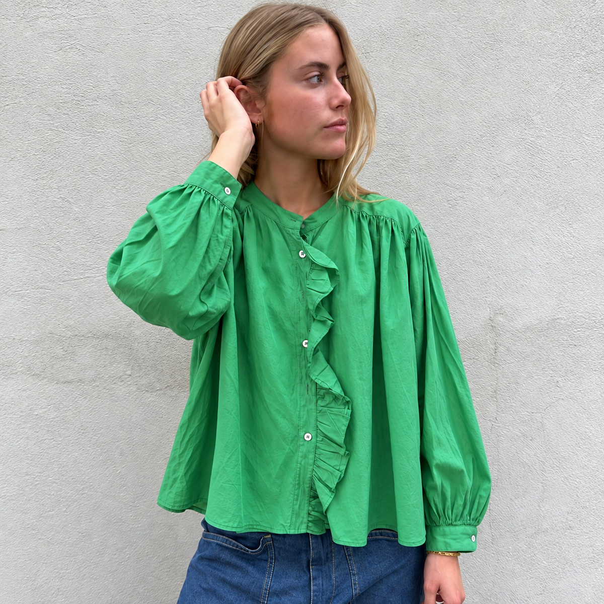 Lightweight Ruffle Shirt Grass
