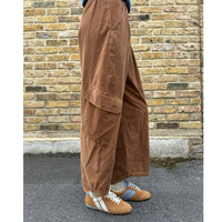 Baggy Needlecord Pants Camel