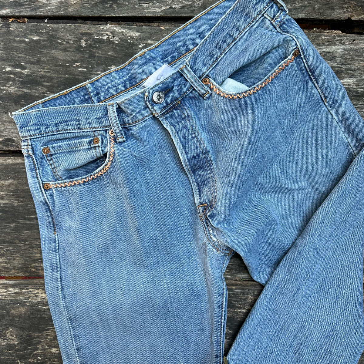 *NEW* Useless Zig Zag Stitch Levi's Orange/Blue