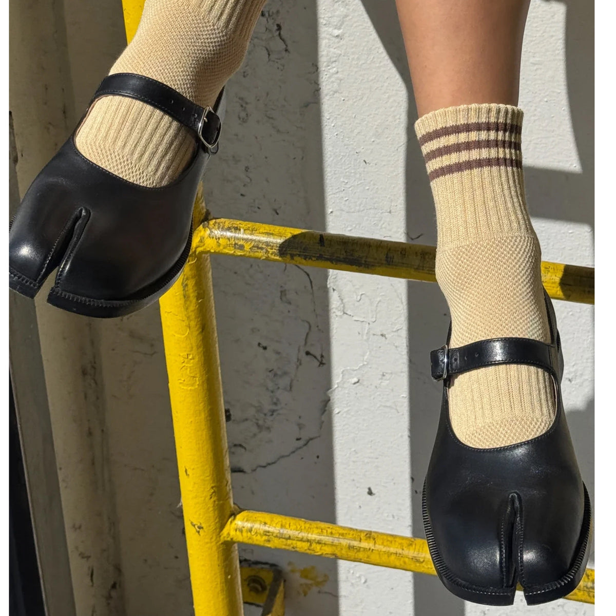 *NEW* Le Bon Shoppe Girlfriend Socks Daisy