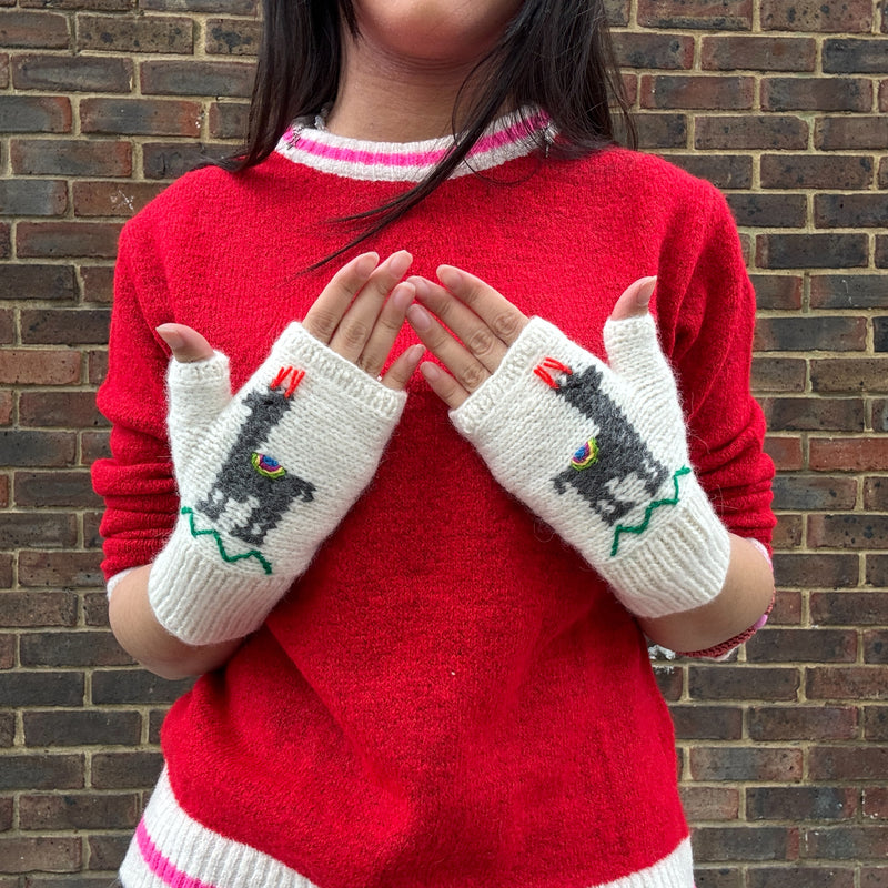 Peruvian Mittens Ecru