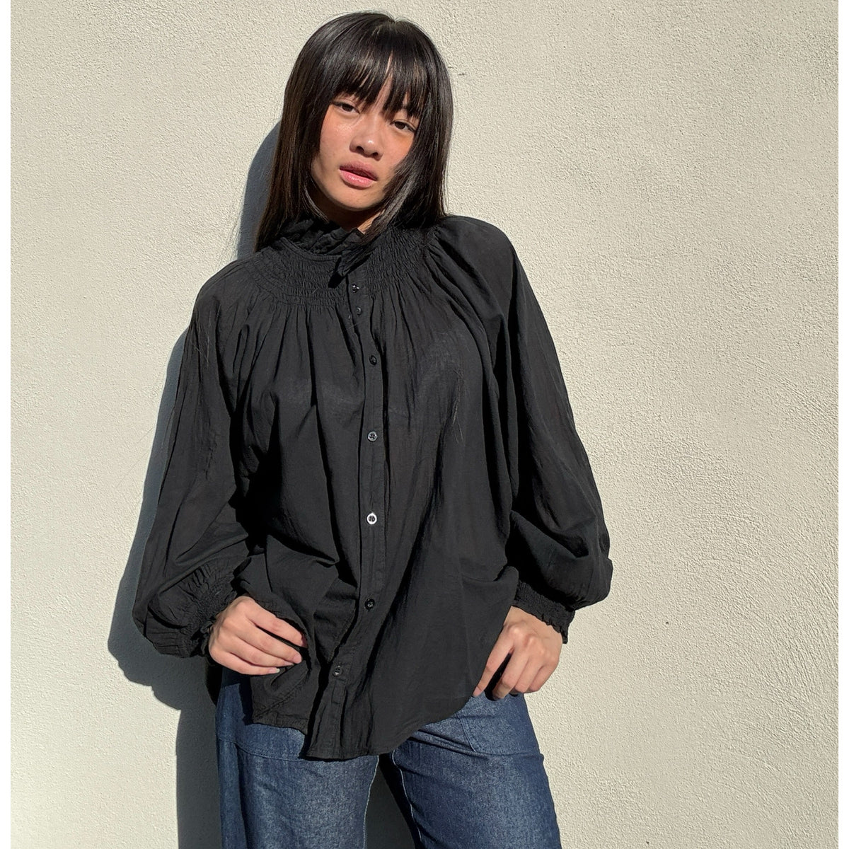 *NEW STYLE* Johanna Smocked Shirt Black
