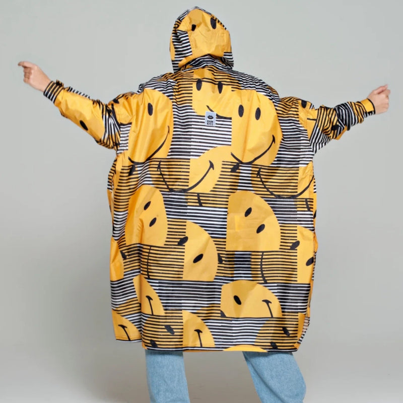 *NEW* RainKiss Sunset x Smiley Poncho
