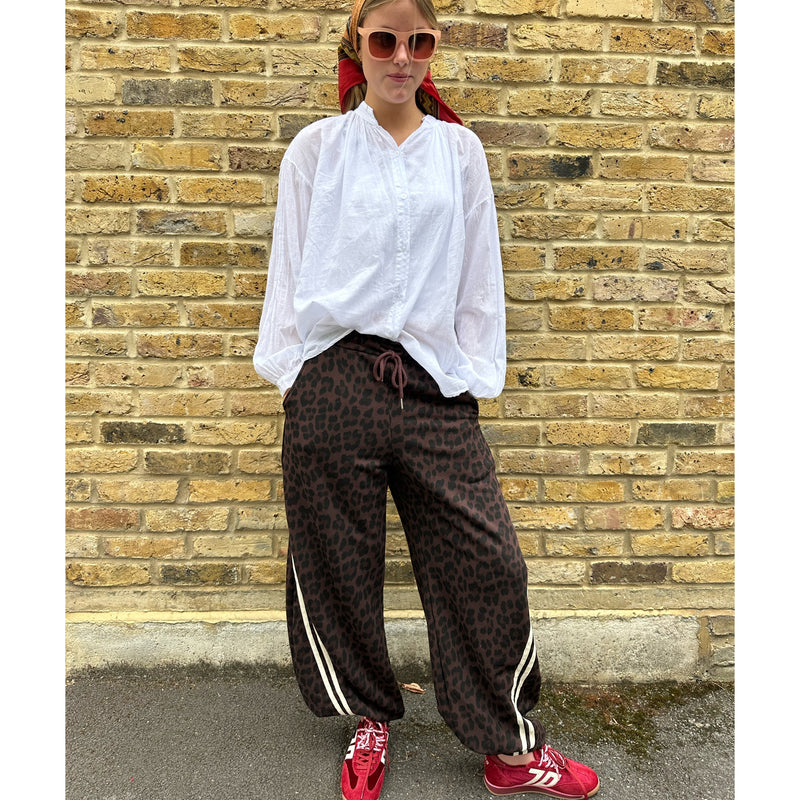 Leopard Barrel Sweatpants Chocolate