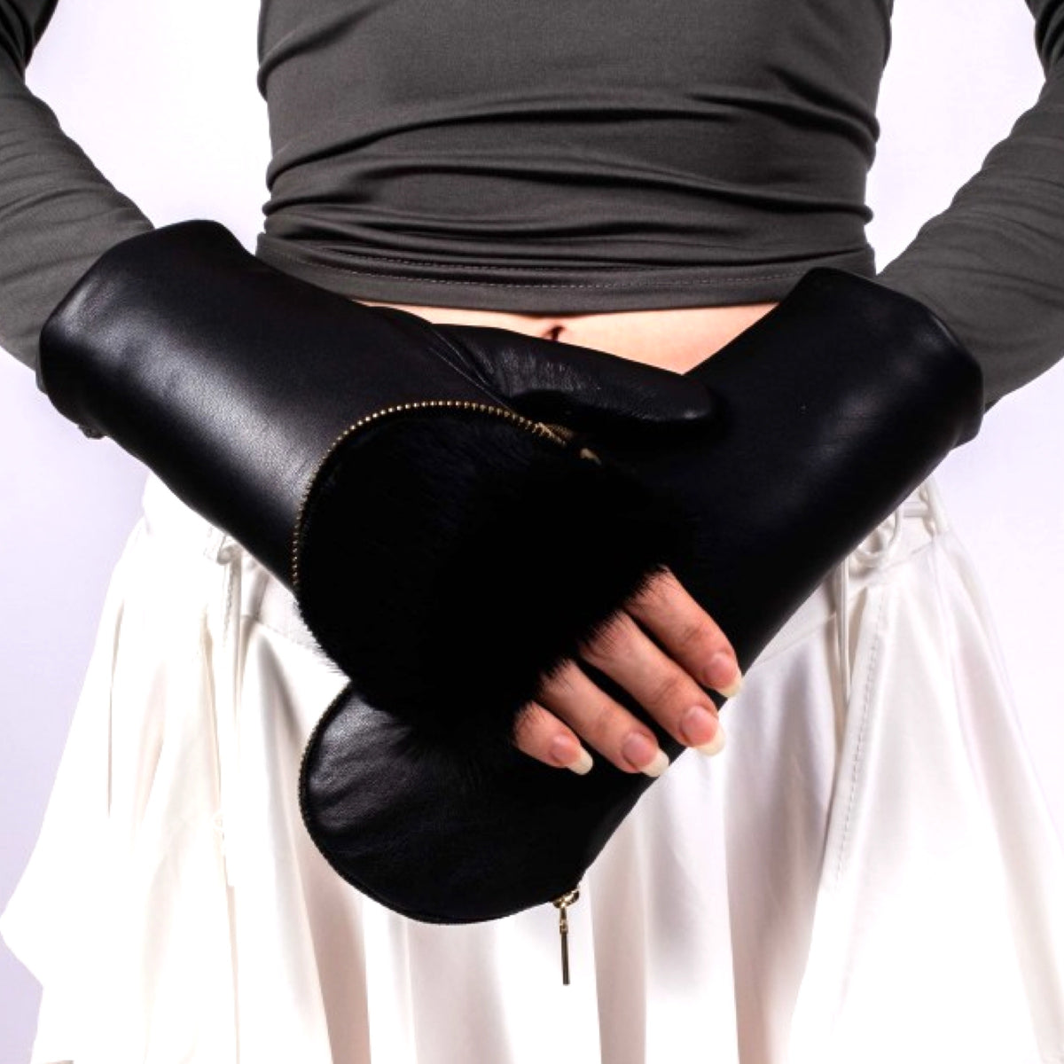 Zip Mitten Black on Black