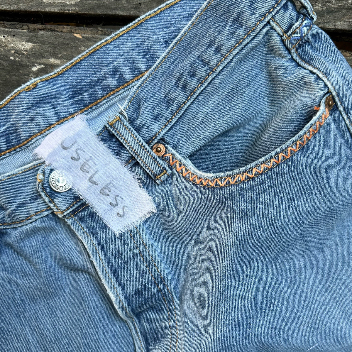 *NEW* Useless Zig Zag Stitch Levi's Orange/Blue