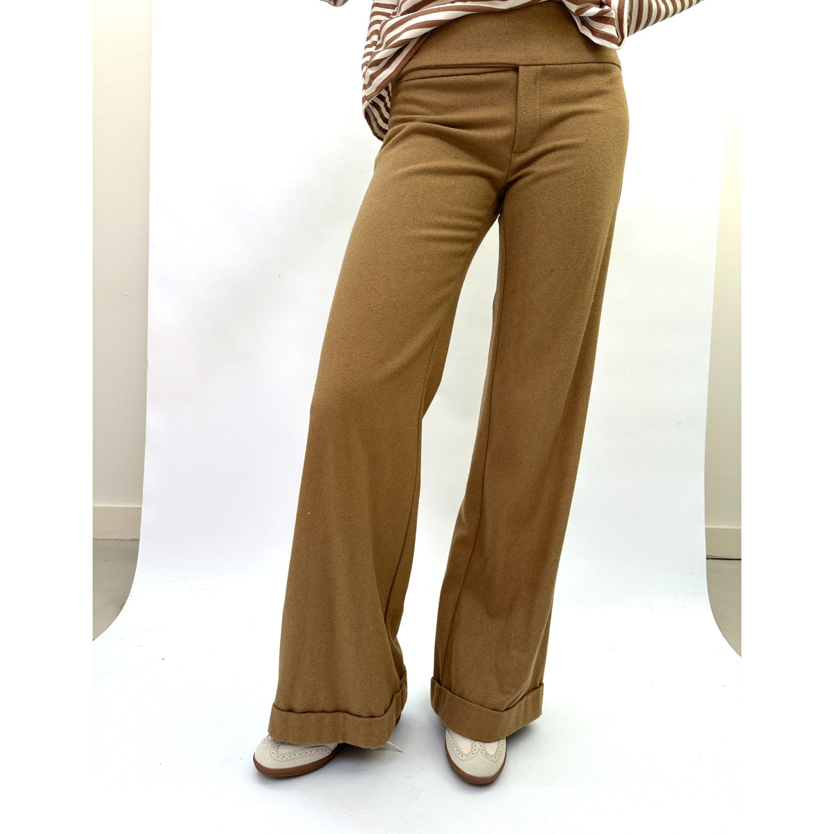 Low Rise Pant Camel