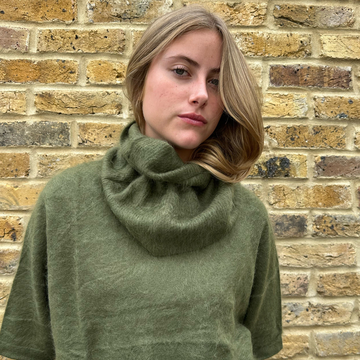 Cashmere Neck Warmer Dark Moss