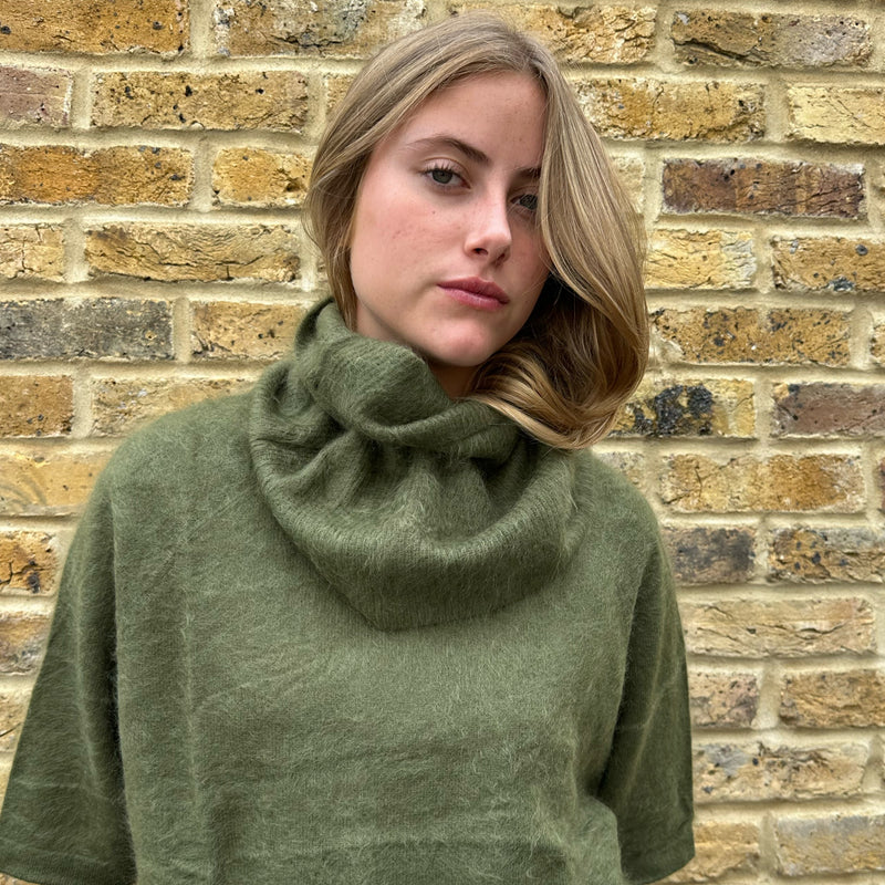 Cashmere Neck Warmer Dark Moss