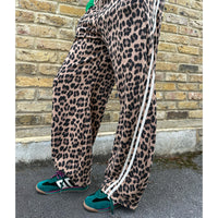Leopard Barrel Sweatpants Stone