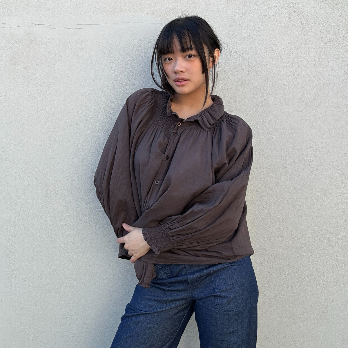 *NEW STYLE* Johanna Smocked Shirt Chocolate