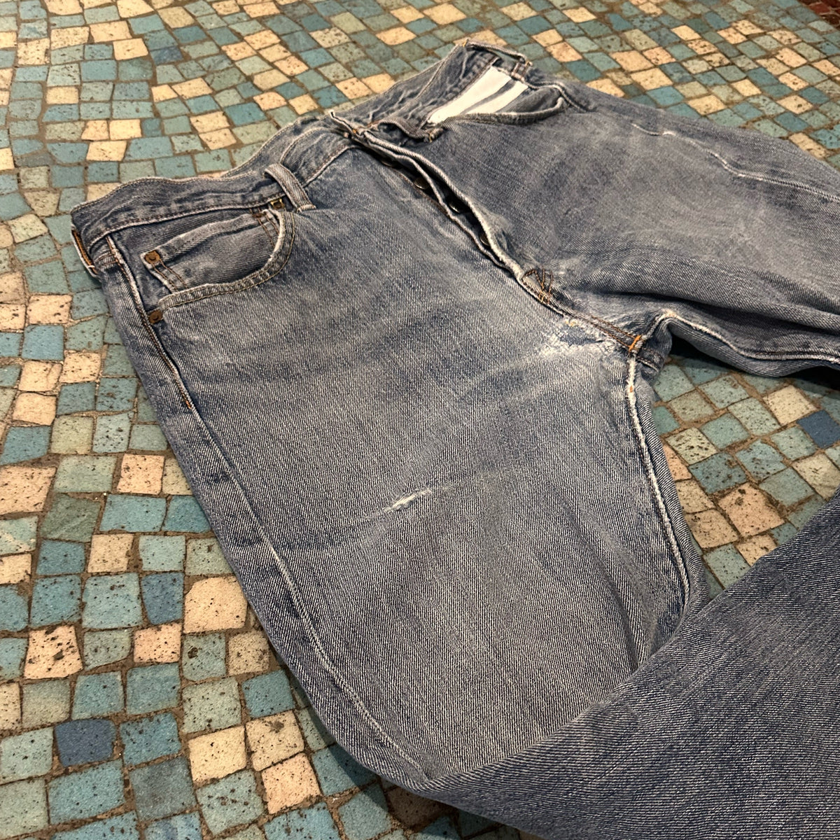 *NEW* Useless Stripe Appliquéd Levi’s Front and Back