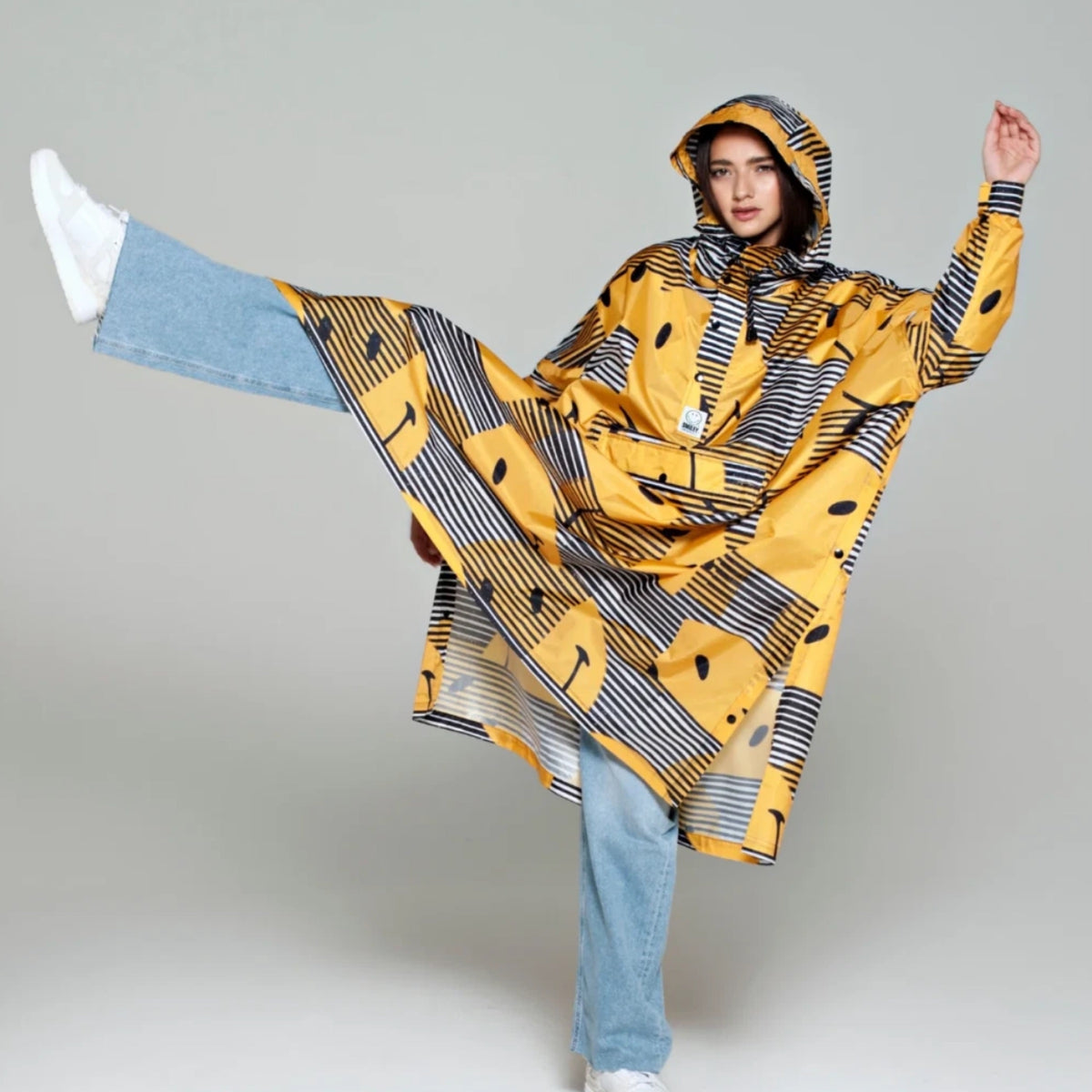 *NEW* RainKiss Sunset x Smiley Poncho
