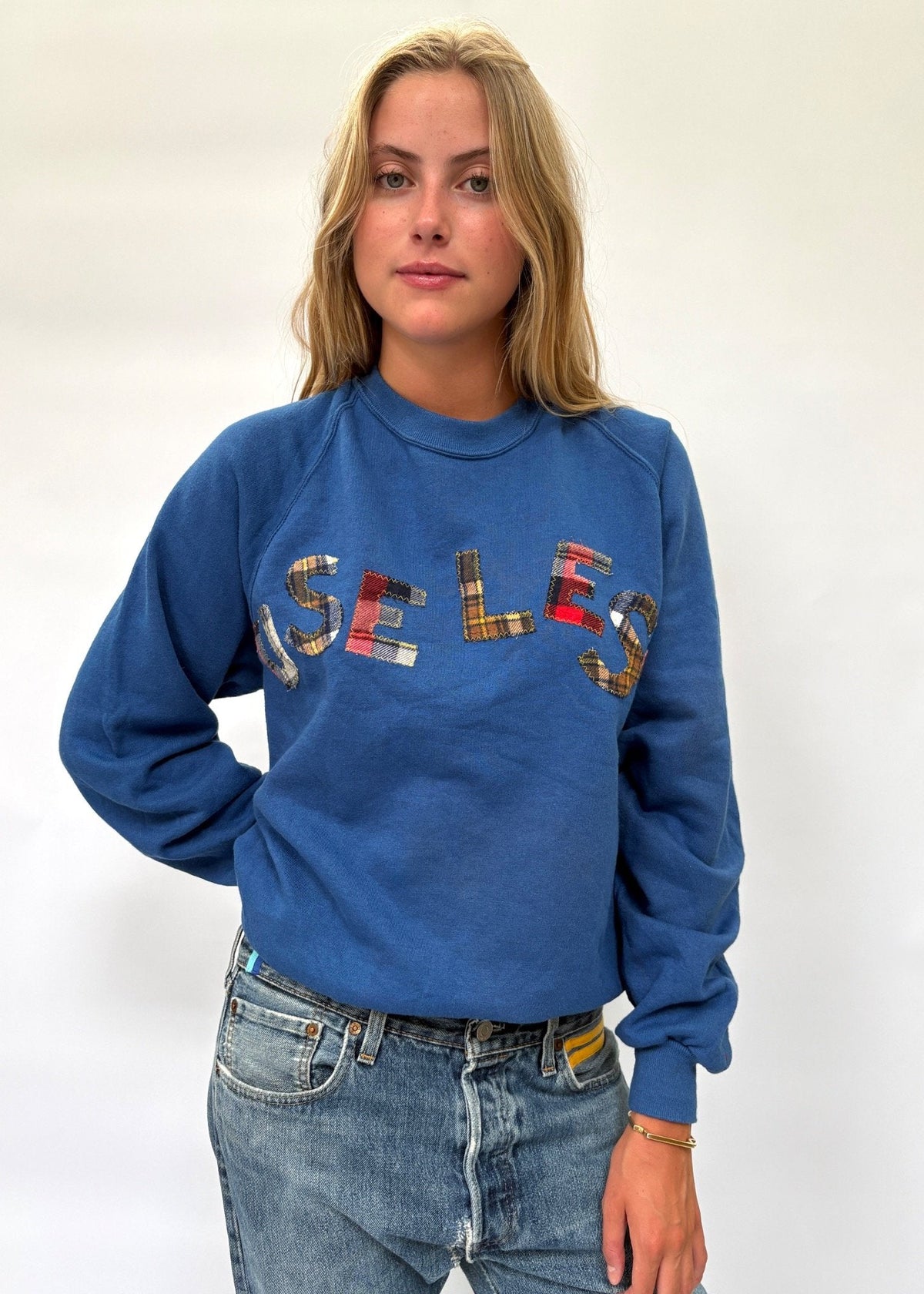 074. Blue Appliqué Sweatshirt