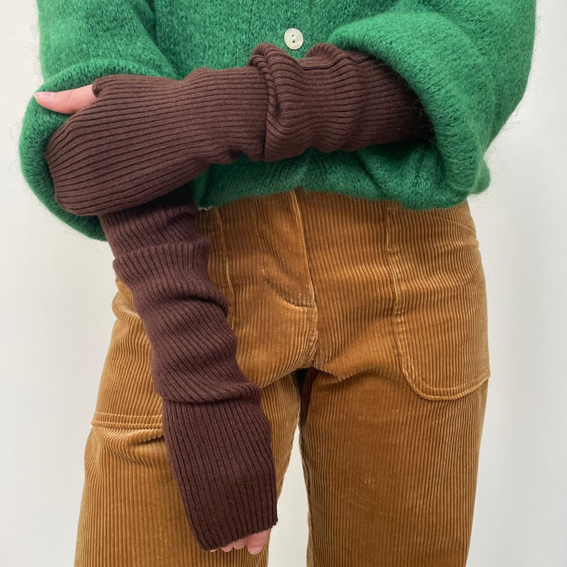 *NEW* Wrist Warmers Chocolate