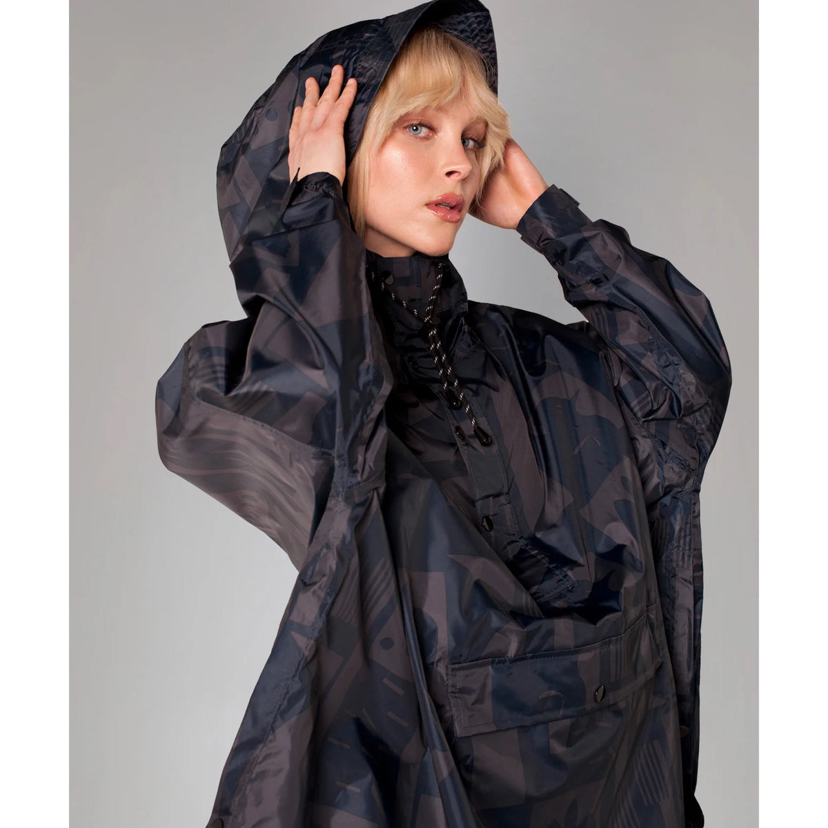 *NEW* RainKiss Rain Anorak Back to Black