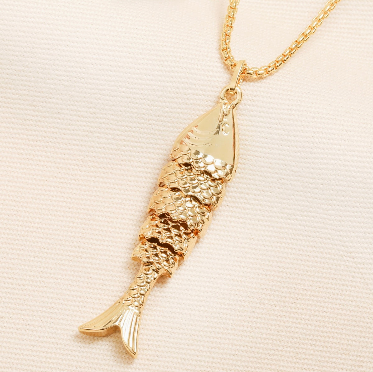 Chunky Fish Pendant Necklace