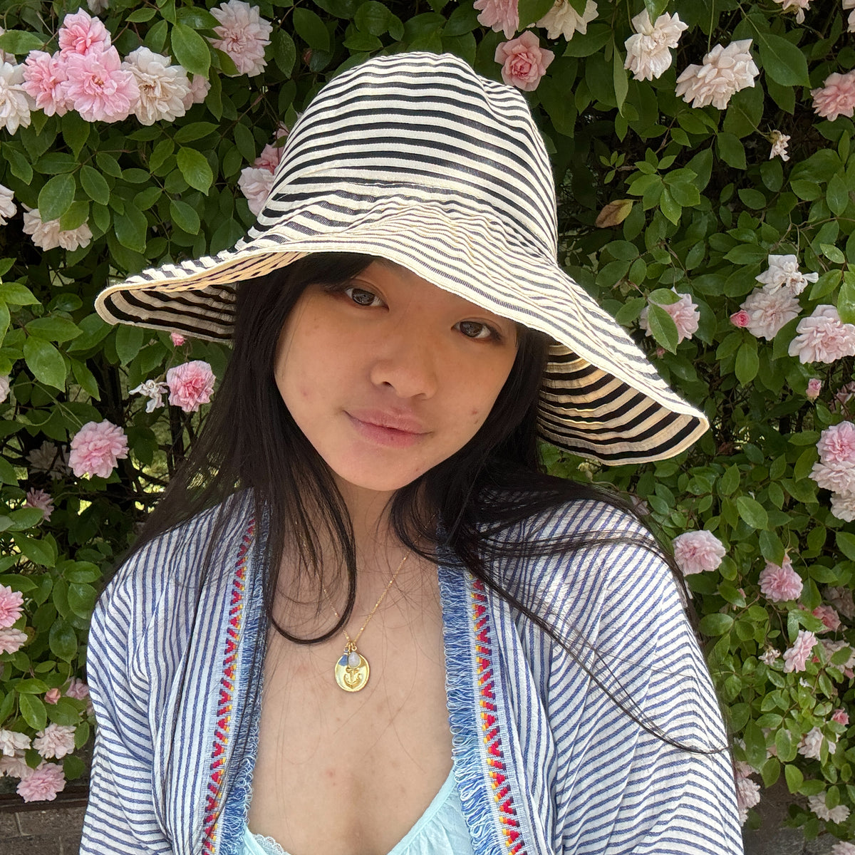*NEW STYLE* Foldable Sun Hat Stripes White/Blue