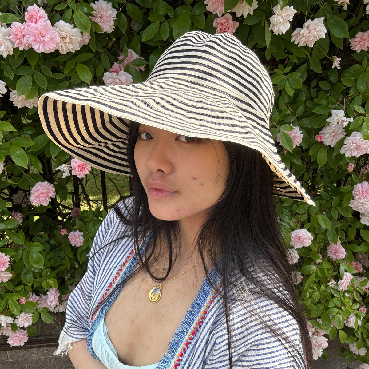 *NEW STYLE* Foldable Sun Hat Stripes White/Blue
