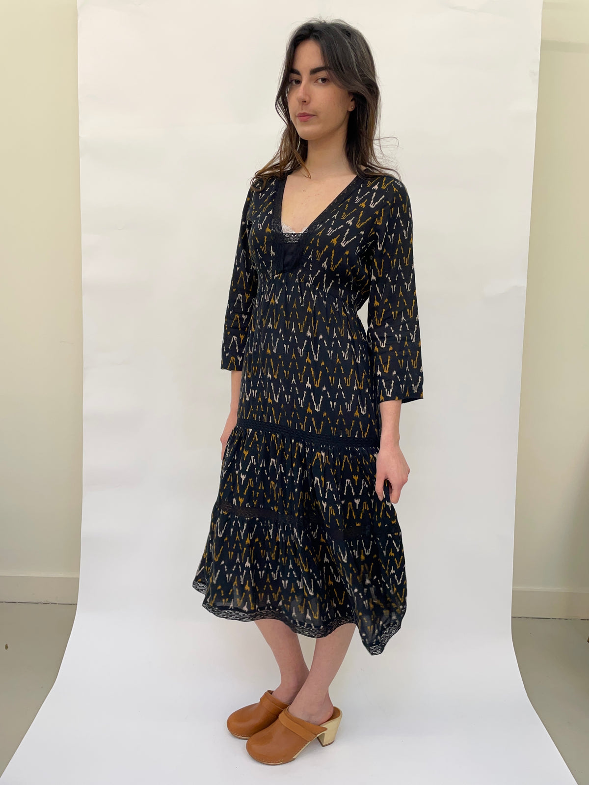 Stella Forrest tiered midi dress abstract pattern