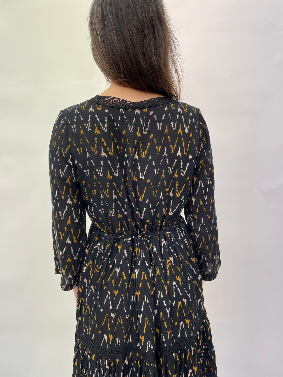 Stella Forrest tiered midi dress abstract pattern