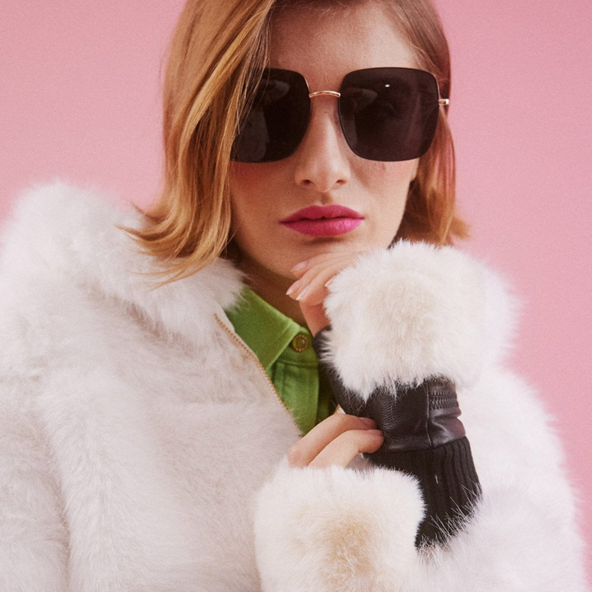 *NEW* Faux Fur White Fingerless Gloves