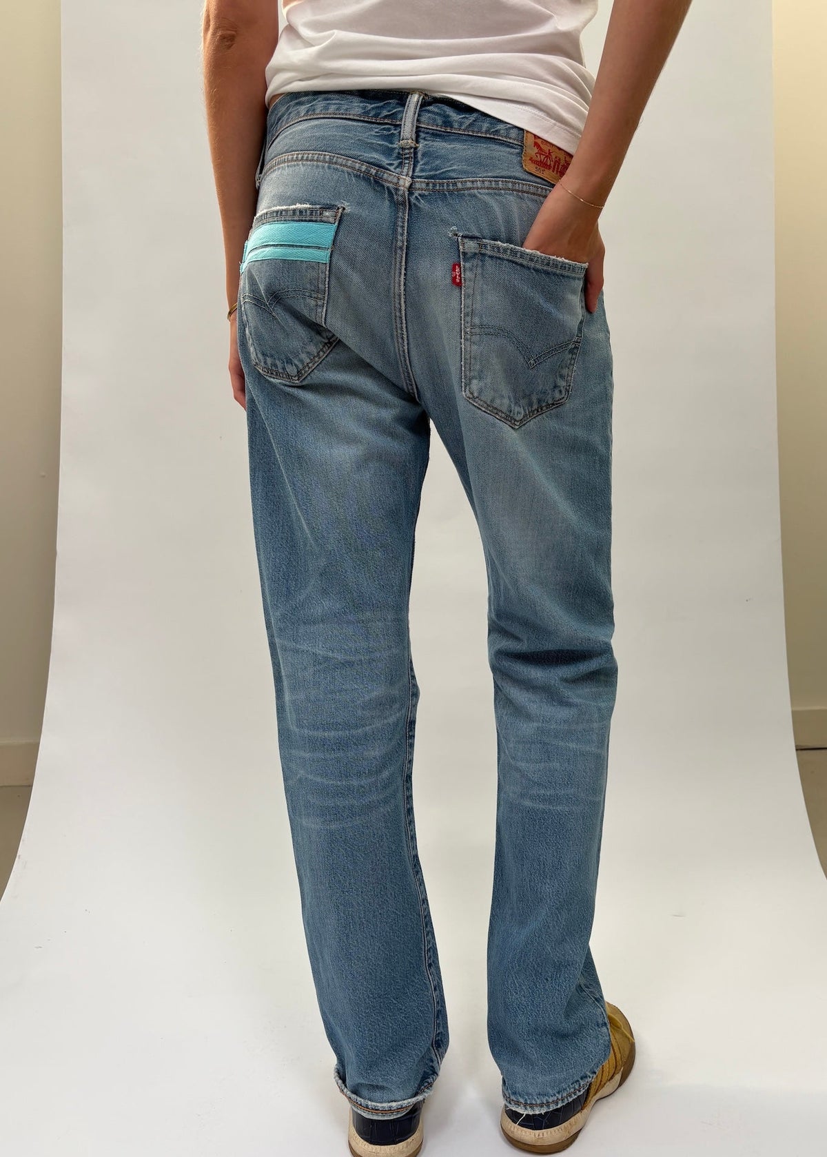 078. Levi's 501s Light Blue Tape