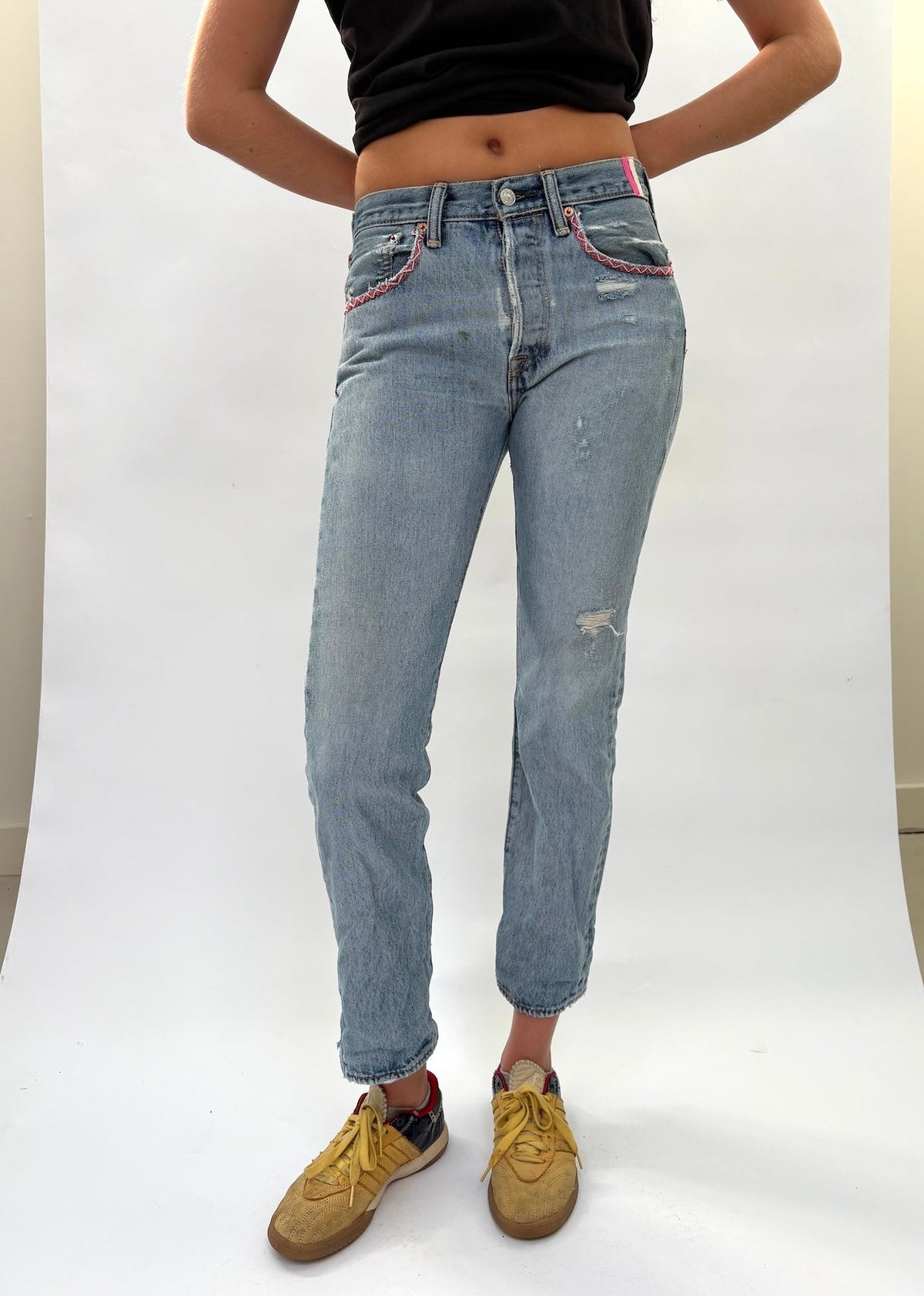 088. Zig Zag Stitch Levi's with Bandana Patch Pink