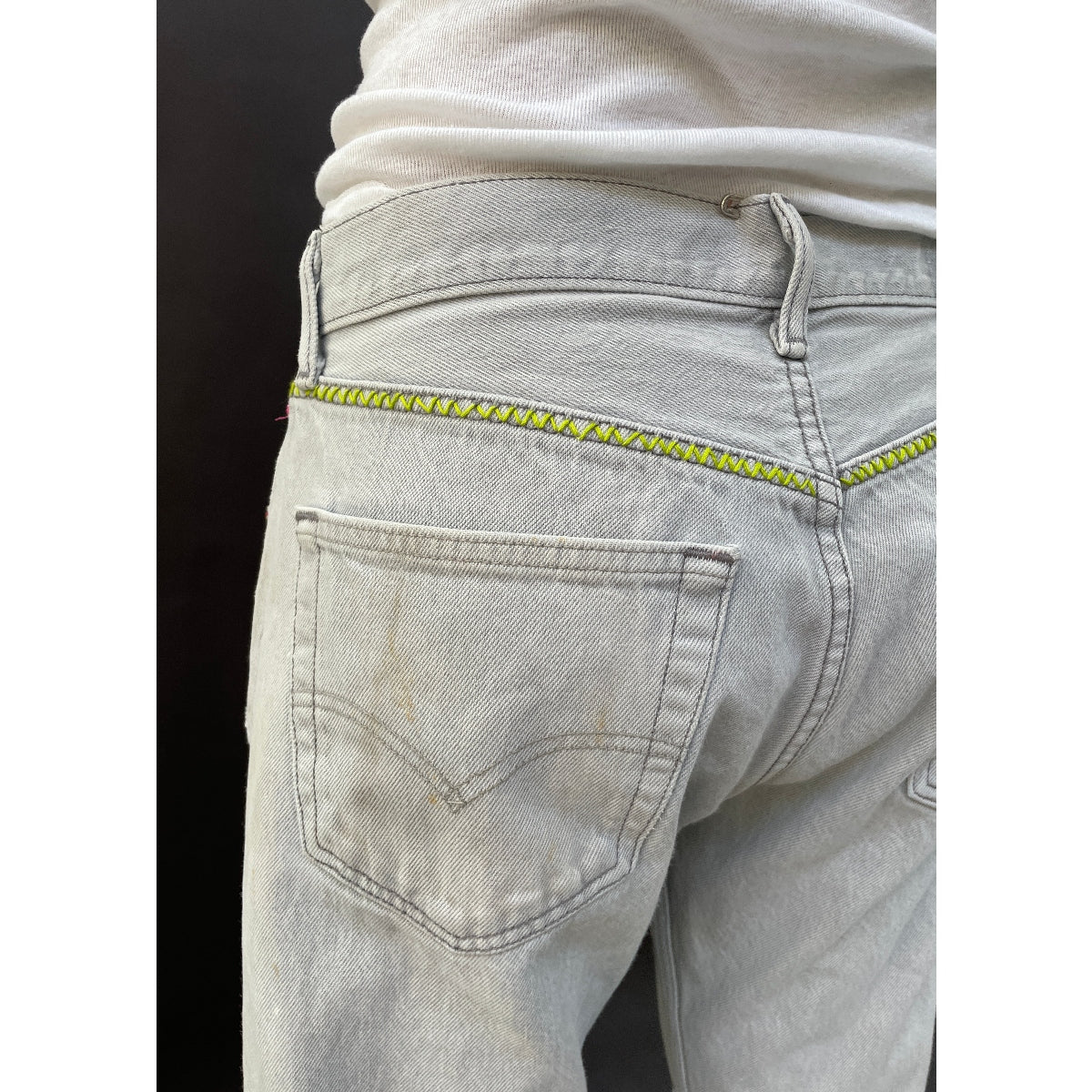 *NEW* Useless Pale Levi's Zig Zag Stitching