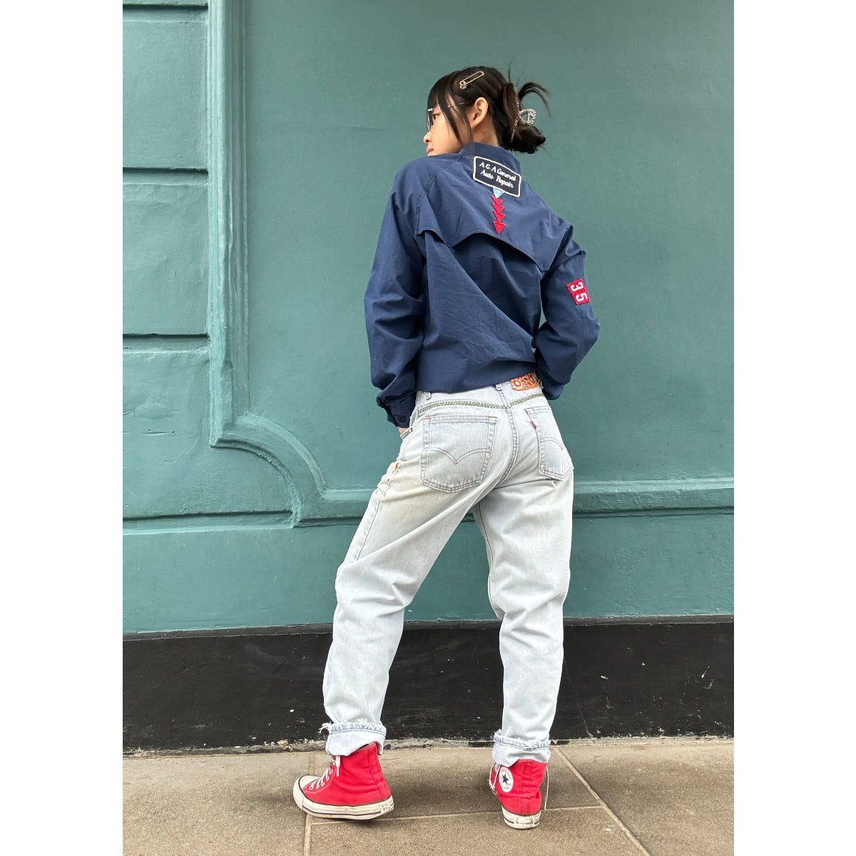 *NEW* Useless Pale Levis Zig Zag Stitching