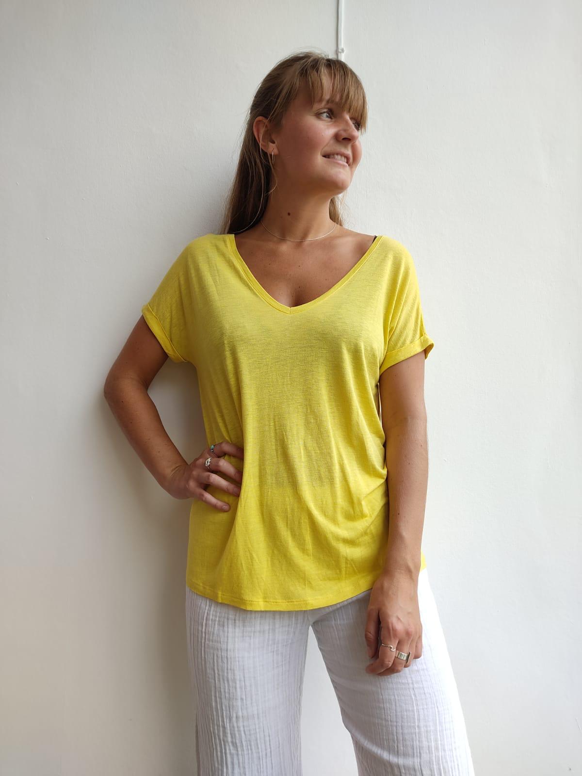 Scoop V-neck T Sky