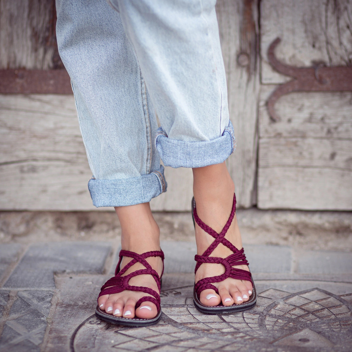 Plaka Palm Leaf Sandals Burgundy