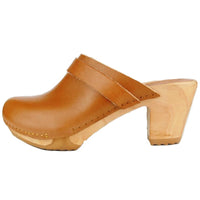 Bosabo Vegetable Leather Tan Clogs